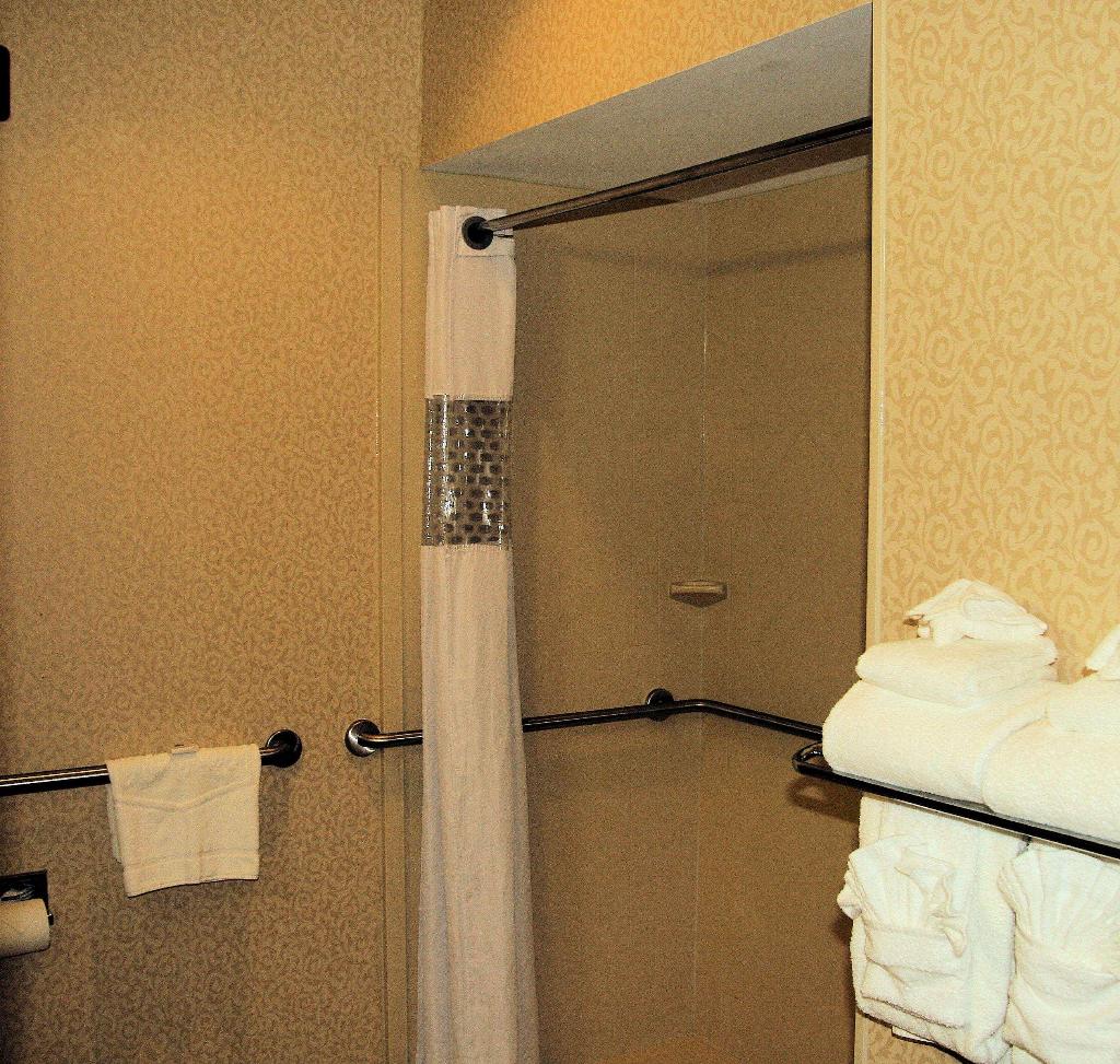 Hampton Inn Hadley-Amherst Area