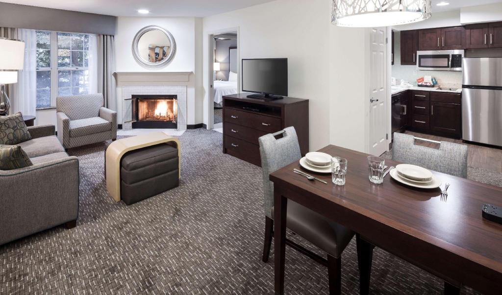 Homewood Suites by Hilton San Jose Airport
