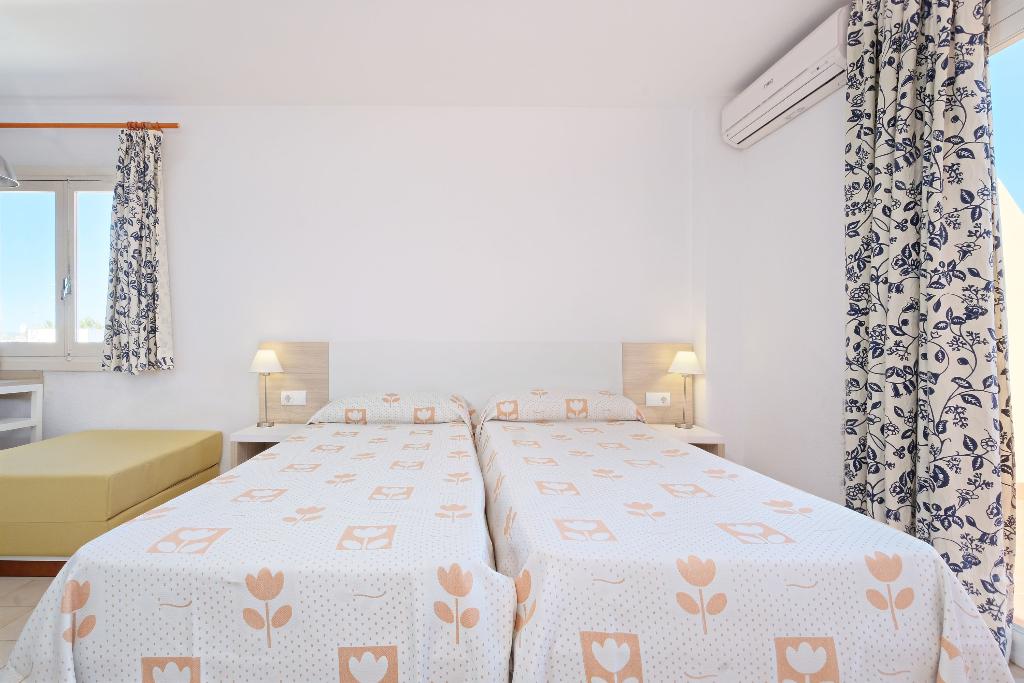 AzuLine Apartamentos Sunshine