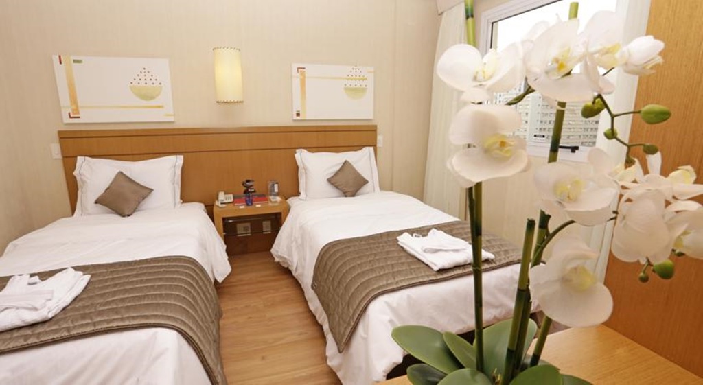 hotel-thumb