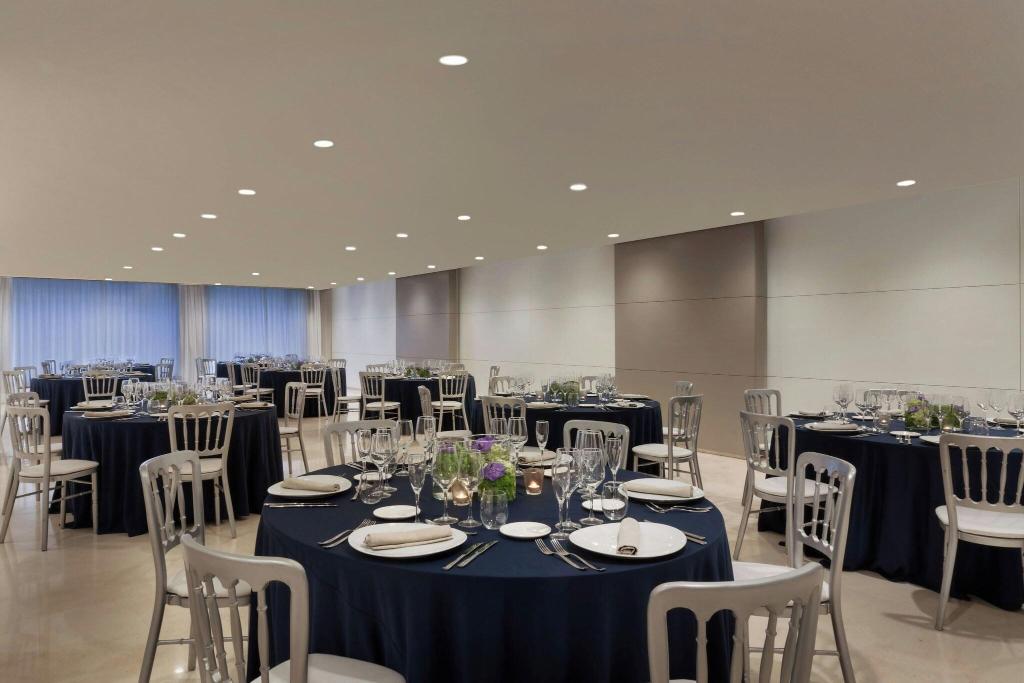 Renaissance Barcelona Hotel photo 88