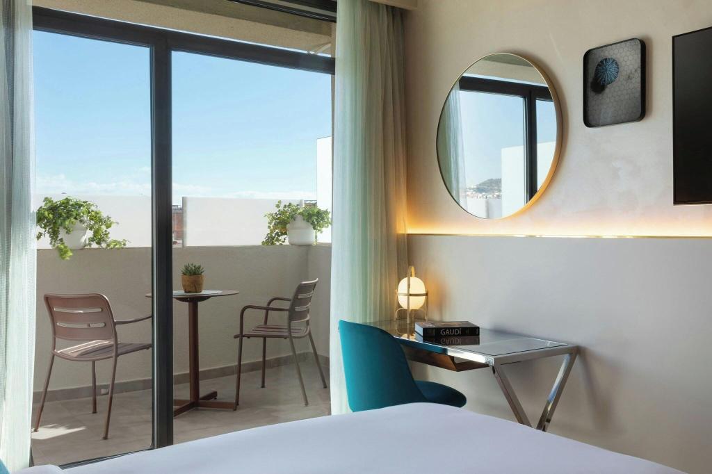 Renaissance Barcelona Hotel photo 239