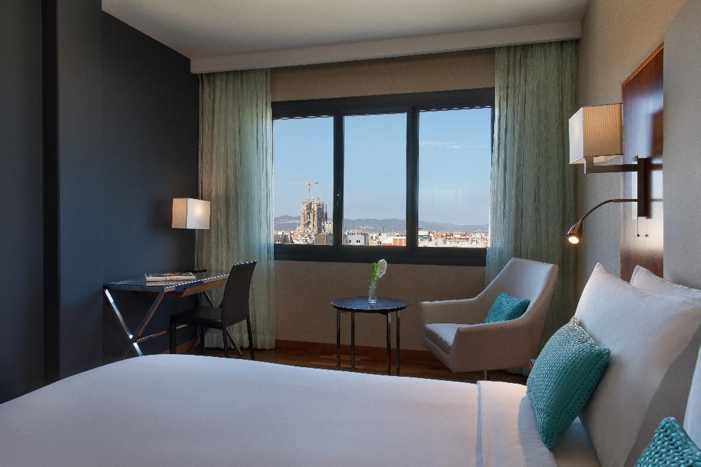 Renaissance Barcelona Hotel photo 82