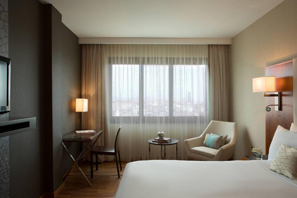 Renaissance Barcelona Hotel photo 51