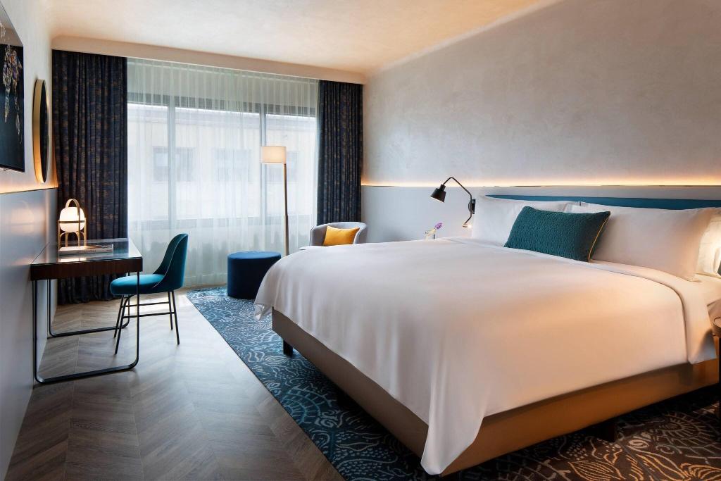 Renaissance Barcelona Hotel photo 50