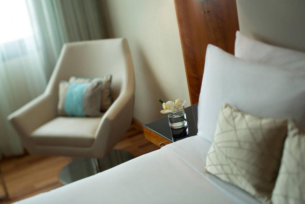 Renaissance Barcelona Hotel photo 58