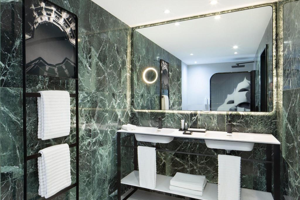 Renaissance Barcelona Hotel photo 17
