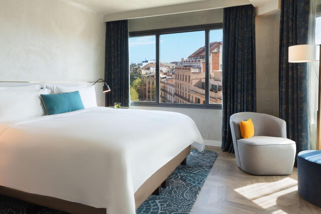 Renaissance Barcelona Hotel photo 16