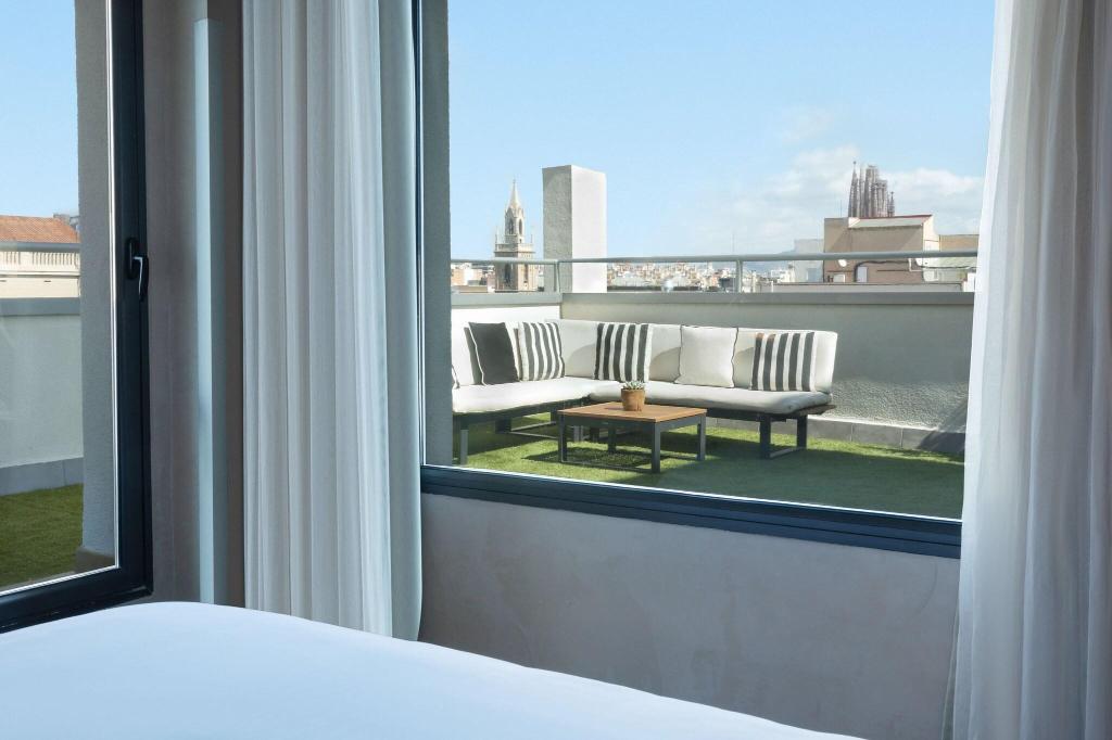 Renaissance Barcelona Hotel photo 15