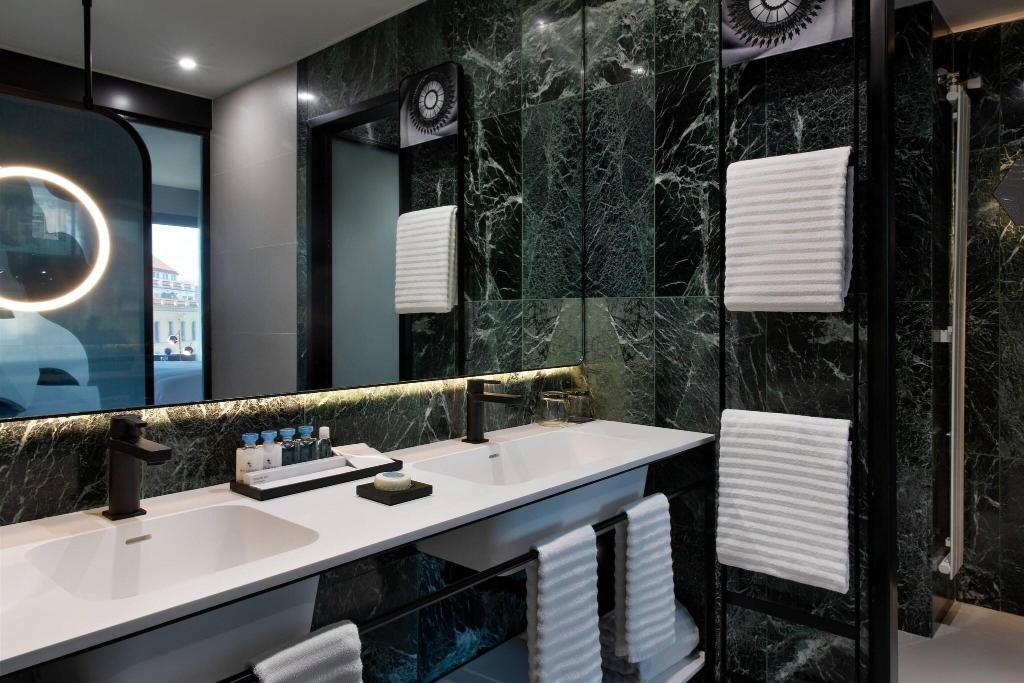 Renaissance Barcelona Hotel photo 151