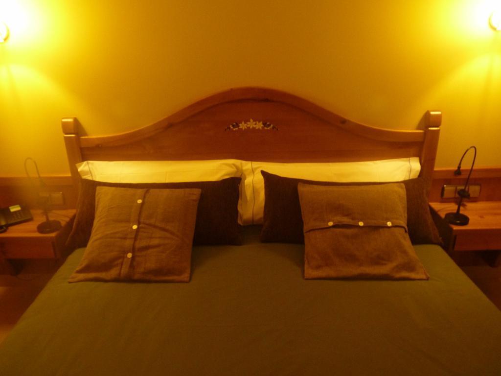 Petit Hotel - General view