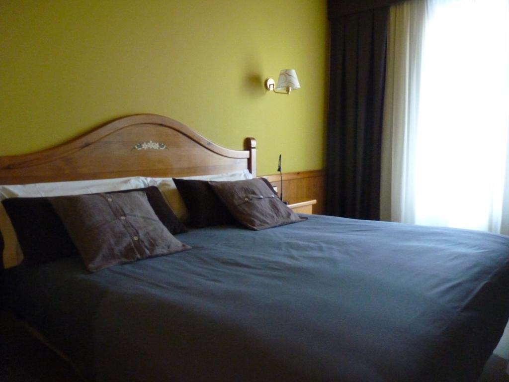 Petit Hotel - General view