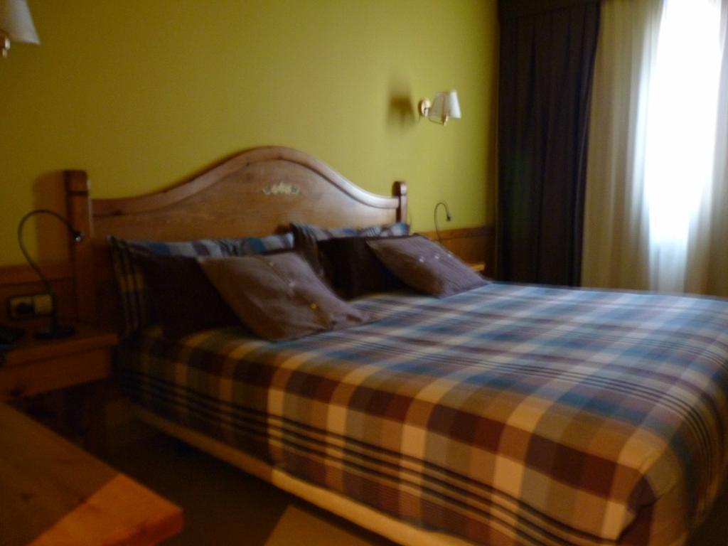Petit Hotel - General view