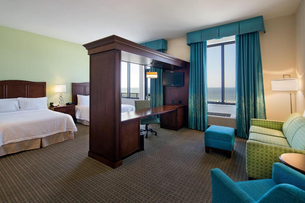 Hampton Inn & Suites Orange Beach/Gulf Front