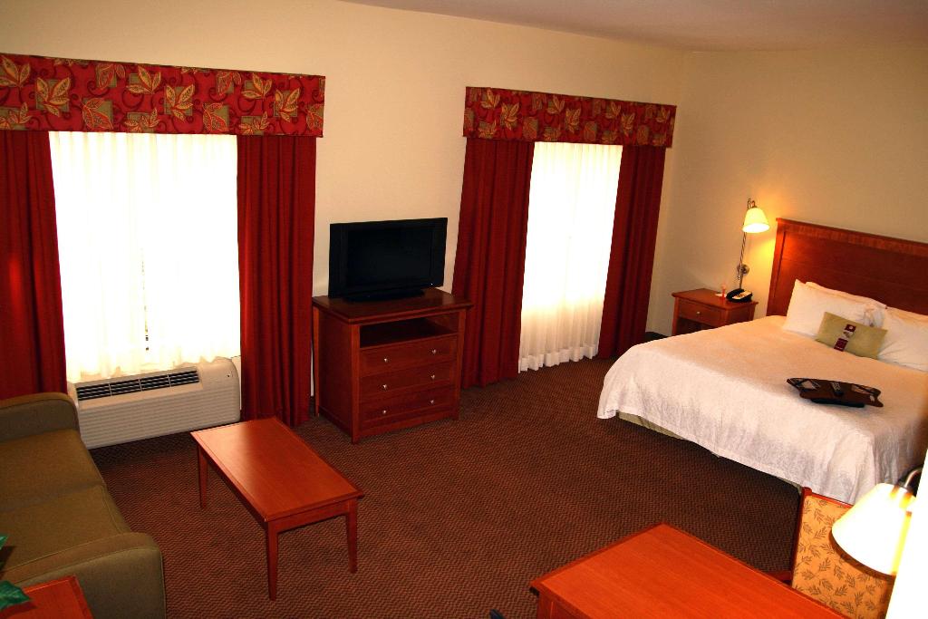 Hampton Inn Clinton