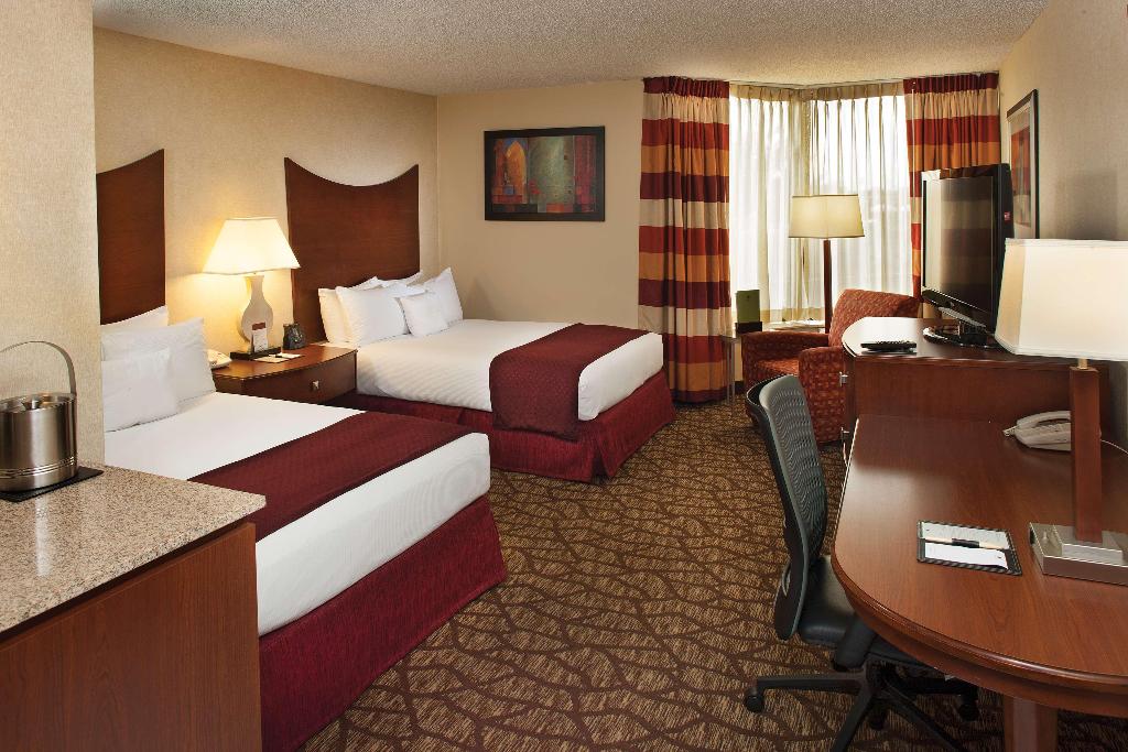 DoubleTree by Hilton Hotel Johnson City