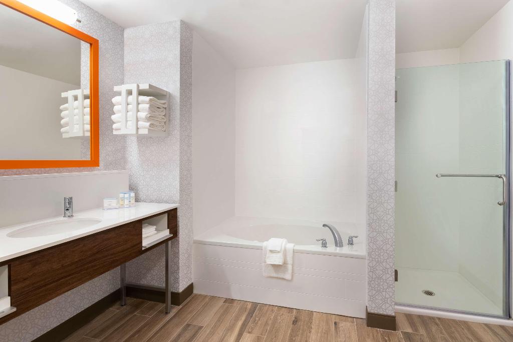 Hampton Inn St. Louis Columbia