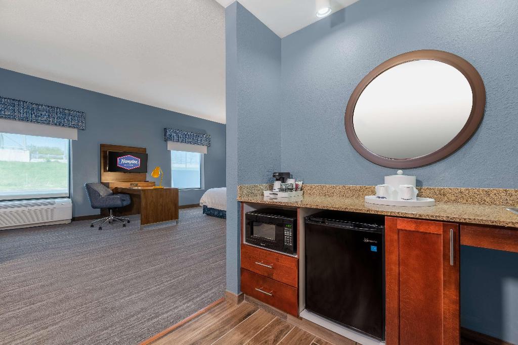 Hampton Inn & Suites Hopkinsville