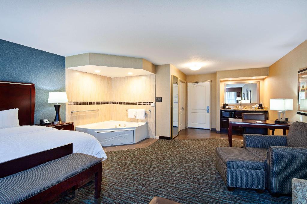 Hampton Inn & Suites Agoura Hills