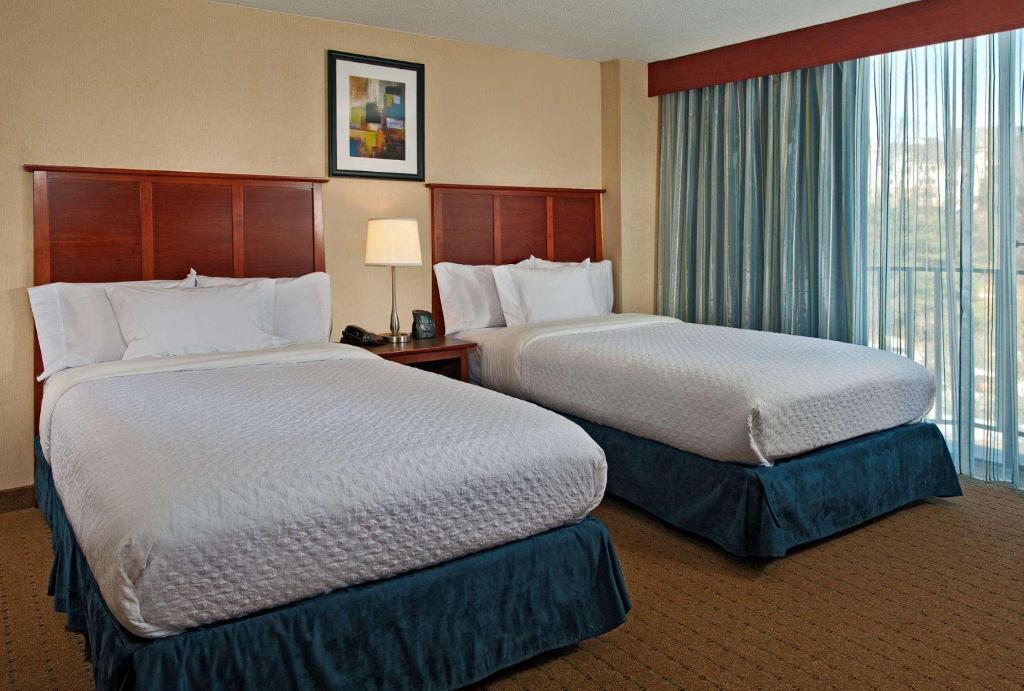 Embassy Suites Baltimore - North/Hunt Valley