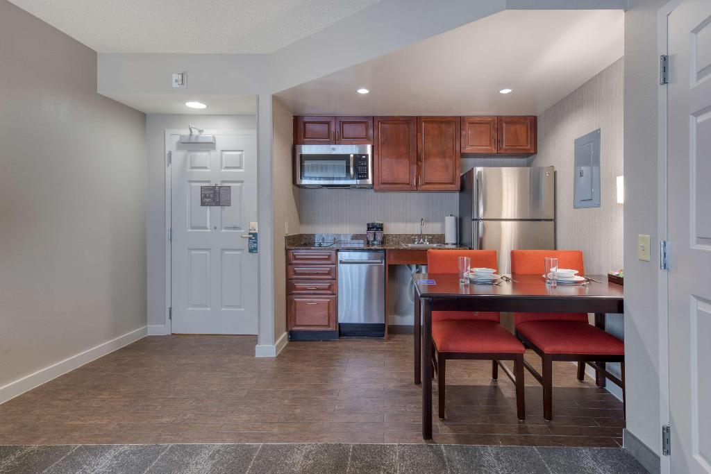 Homewood Suites by Hilton Olmsted Village (near Pi