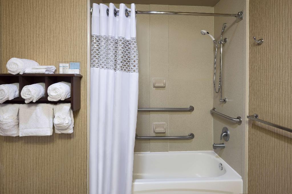 hotel-thumb