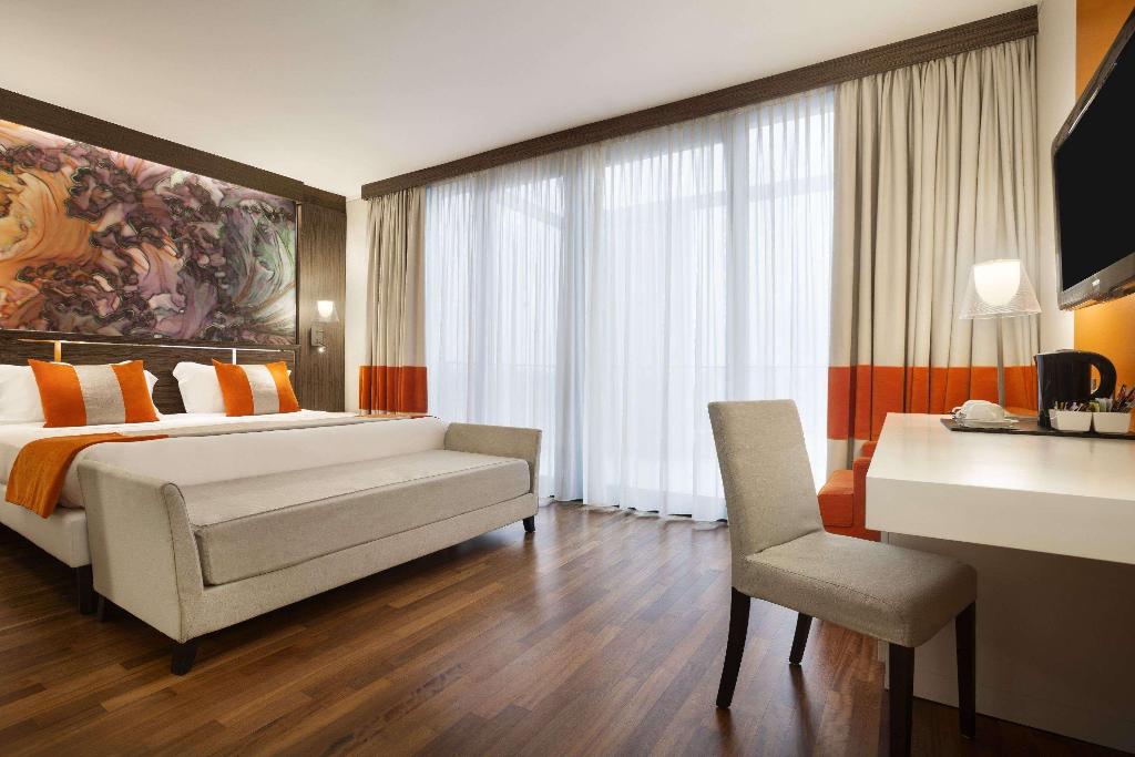 Ramada Plaza by Wyndham Milano photo 82