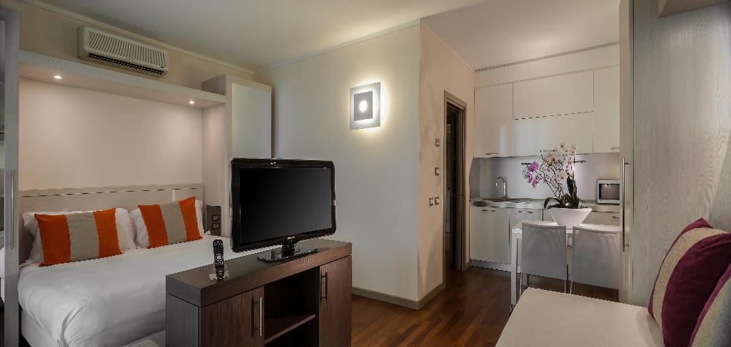 Ramada Plaza by Wyndham Milano photo 52