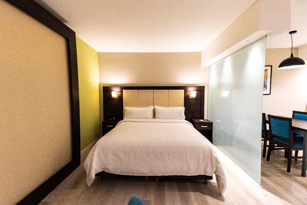 Holiday Inn Express Rosario