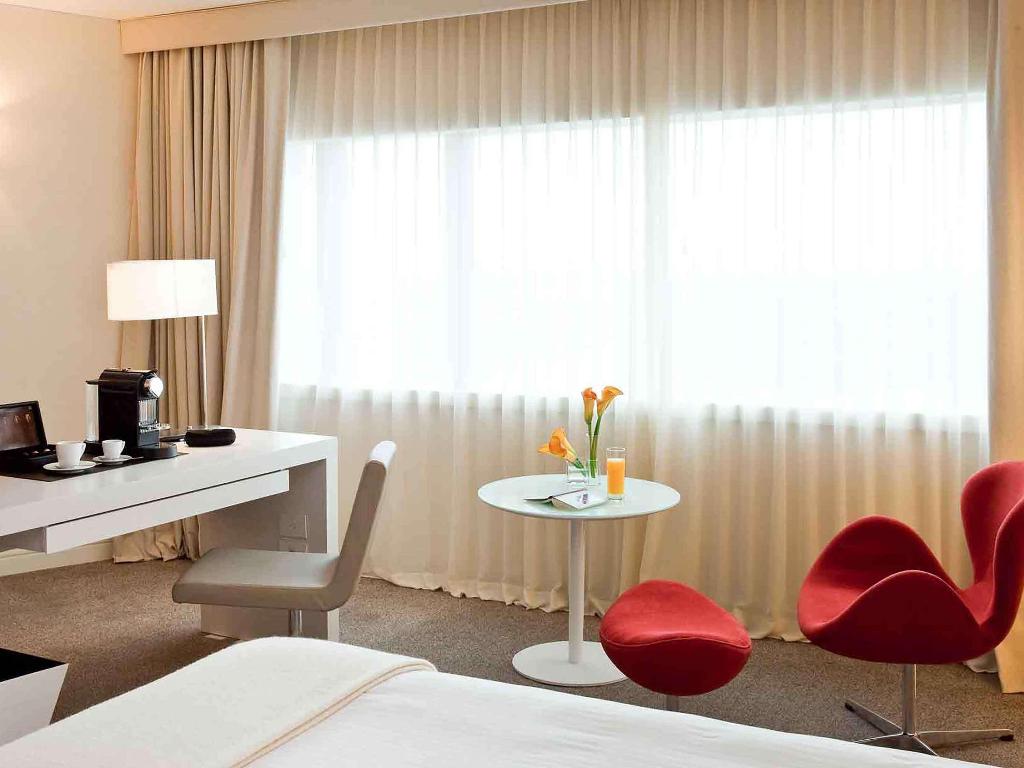 Pullman Rosario City Center