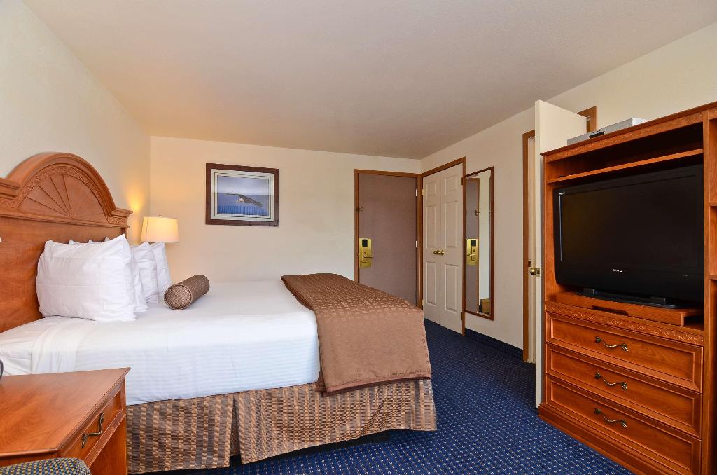 Best Western Valdez Harbor Inn
