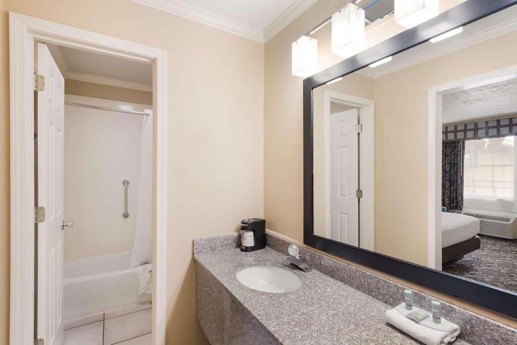 Best Western Conway