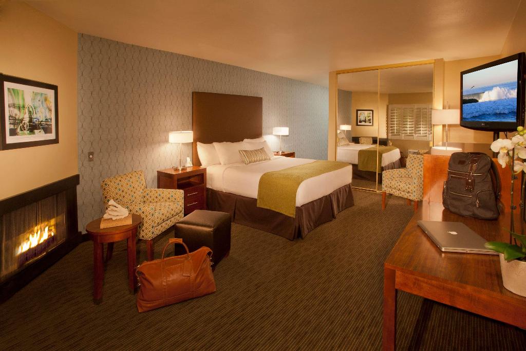 Best Western Plus Beach View Lodge Carlsbad