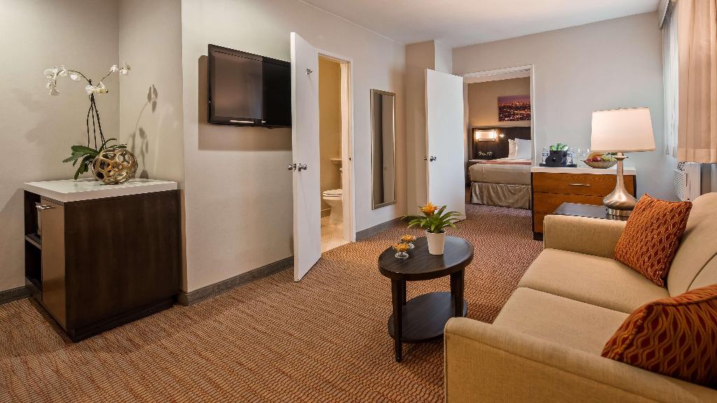 Best Western Royal Palace Inn & Suites