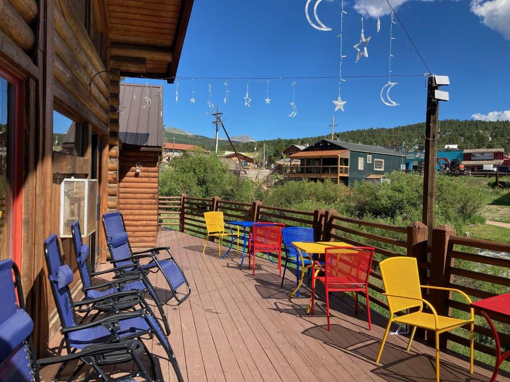 The Boulder Creek Lodge
