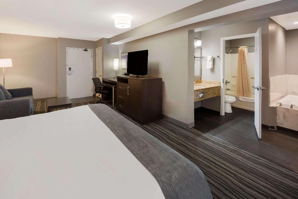 Best Western Riverside Inn