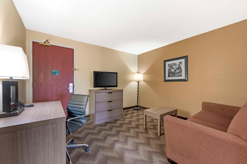 Quality Suites