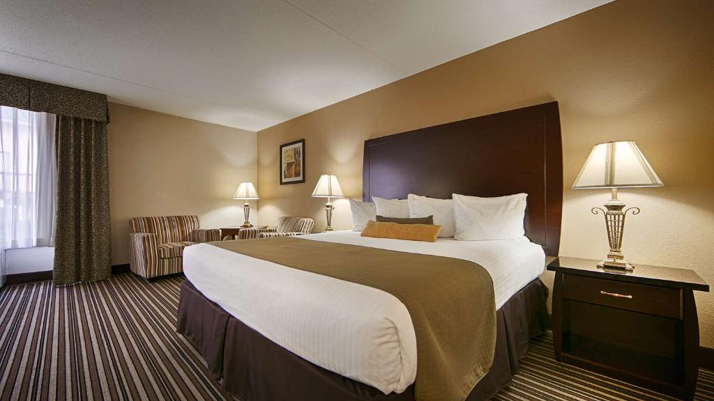 Best Western Ashbury Inn