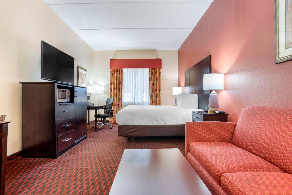 Best Western Plus Flowood Inn & Suites