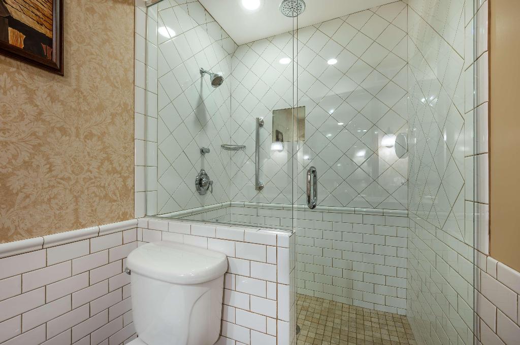 Best Western Premier Mariemont Inn