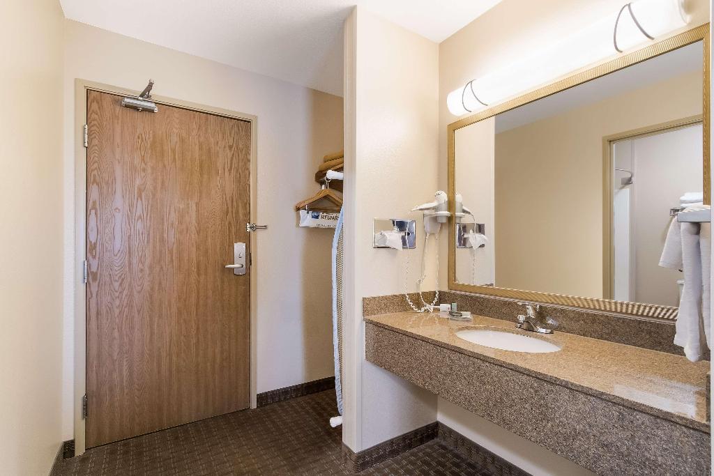 Best Western Empire Towers