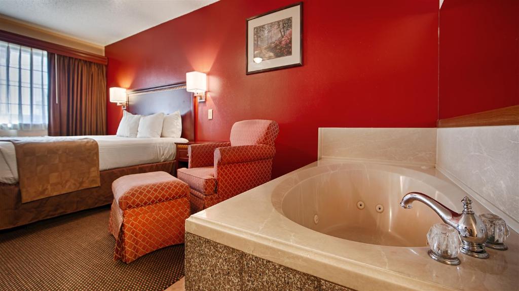 Best Western Executive Inn