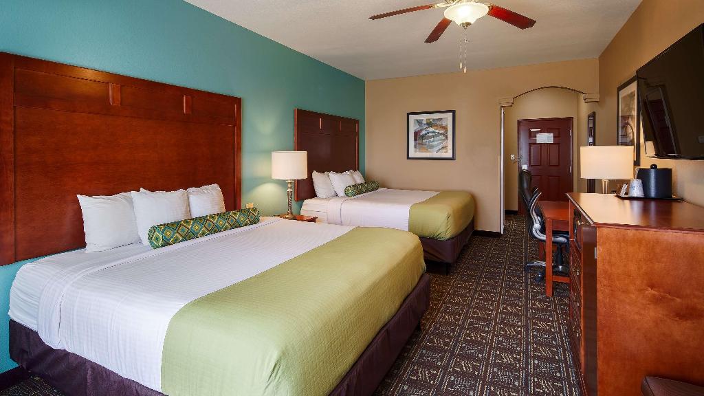 Best Western Plus Monahans Inn & Suites