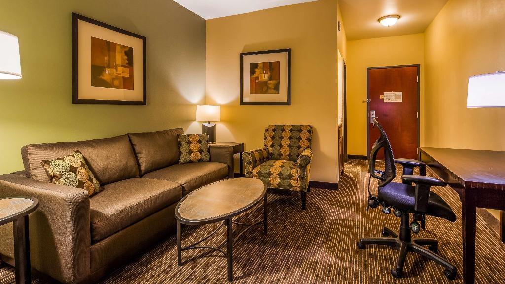 Best Western Plus Duncanville Dallas