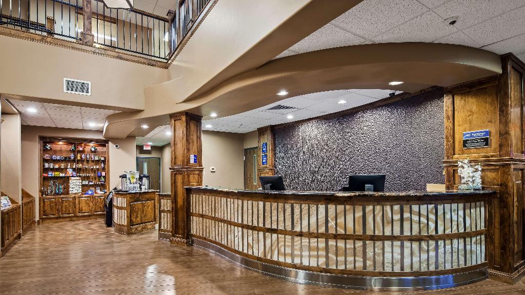 Best Western Premier Ivy Inn & Suites