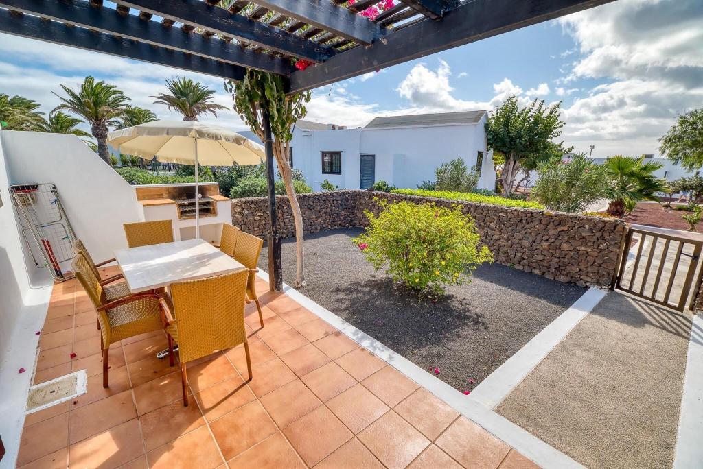 Ona Las Brisas Resort