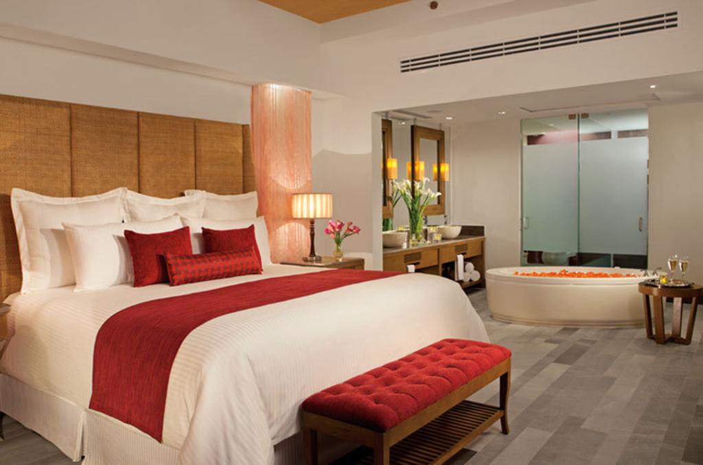 Secrets Vallarta Bay Resorts & Spa