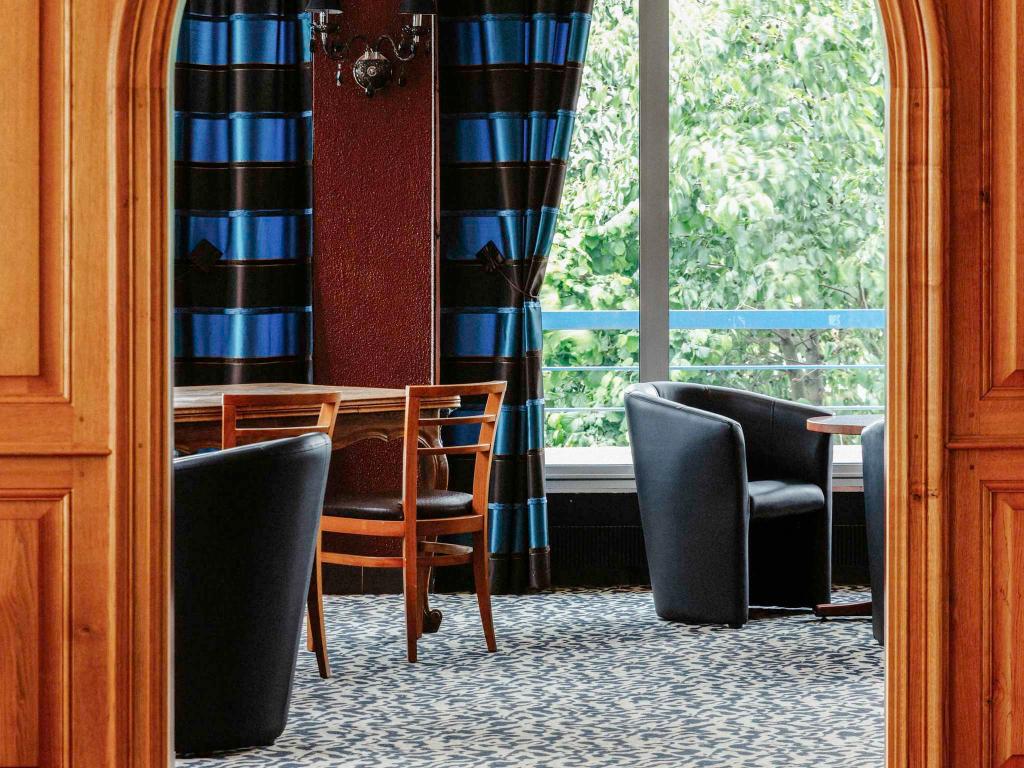 Mercure Nevers Pont De Loire Hotel