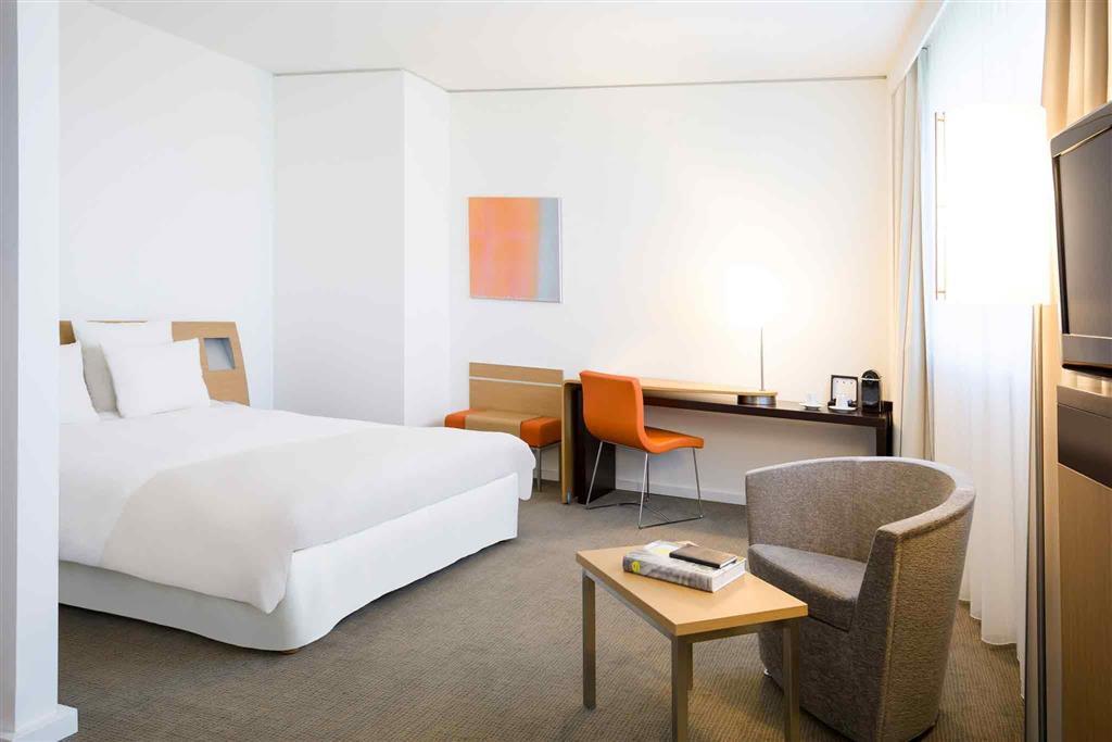 hotel-thumb