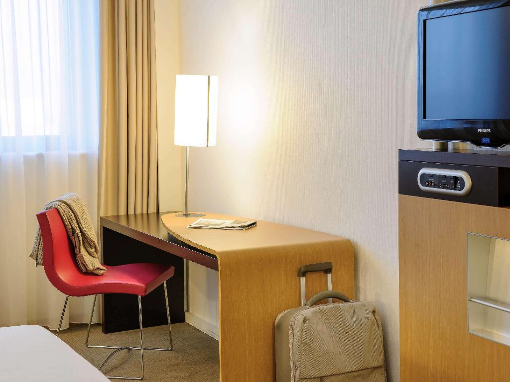 hotel-thumb